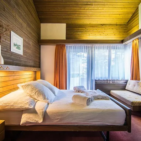 La Collina サース フェー