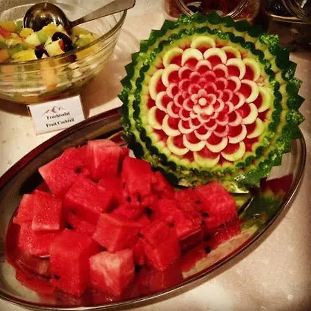 ホテル La Collina サース フェー